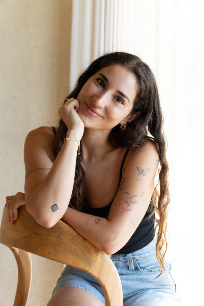 Sophie, Emotionscoach und Yogalehrerin